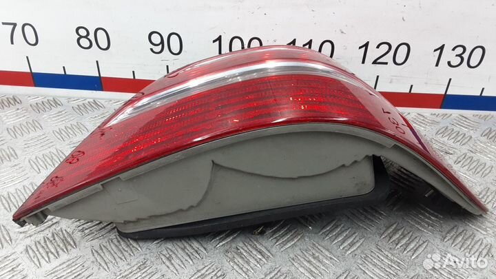 Фонарь задний правый Mercedes-Benz E-Class