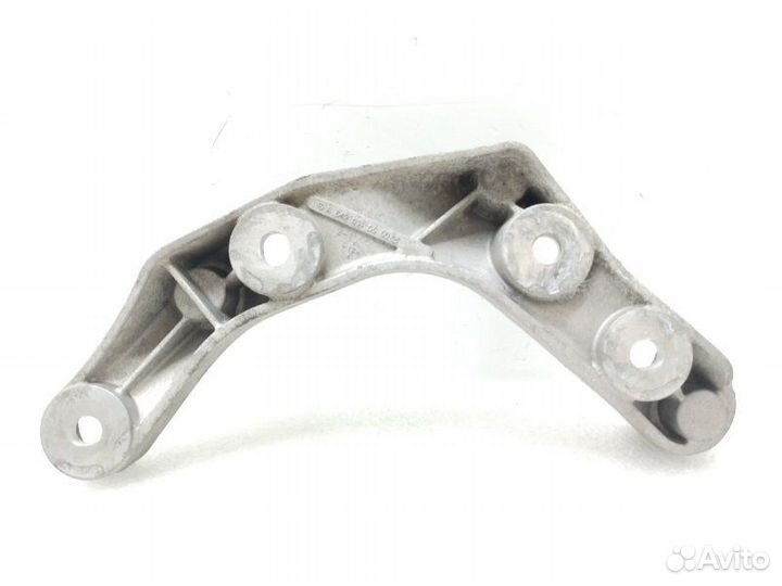 Кронштейн редуктора Mercedes-Benz Glc-Class W253