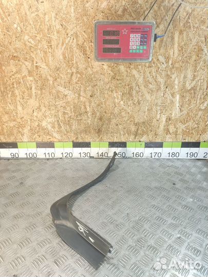 Обшивка крышки багажника Lexus Ls 2006-2017