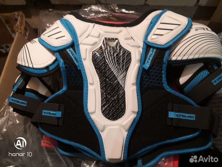 Хоккейный нагрудник True ax9 sr L