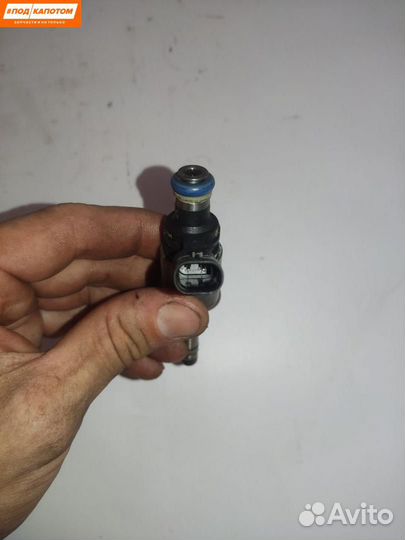 Форсунка топливная Audi A4 B8/8K 2009 06H906036H