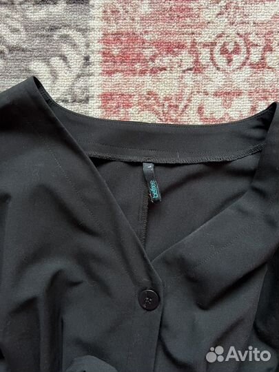 Черное короткое платье Befree