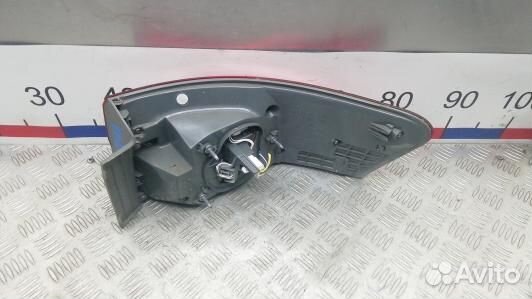 Фонарь задний левый toyota avensis T27 (YBE15MX01)