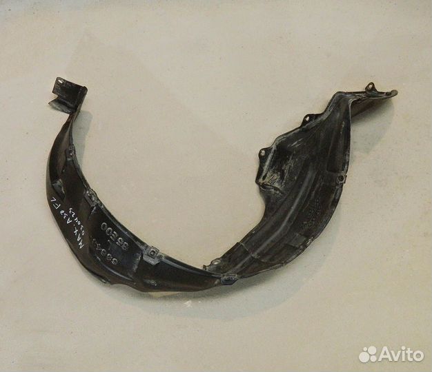 Подкрылок передний левый Maxima J30