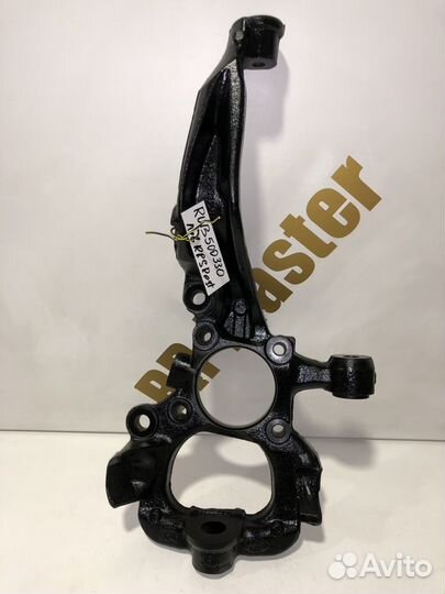 Кулак поворотный левый Land Rover Discovery 4