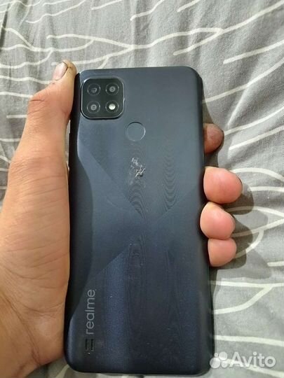 Телефон Realme c21