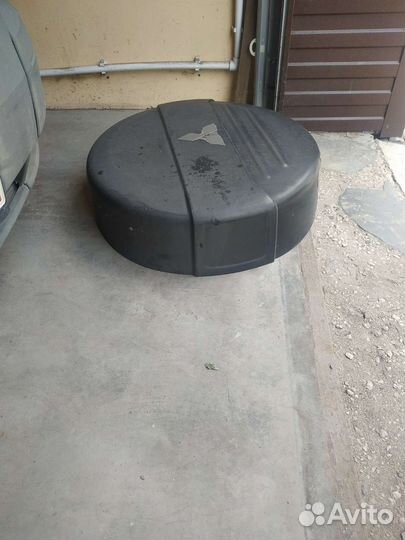 Крышка, колпак, чехол запасного колеса