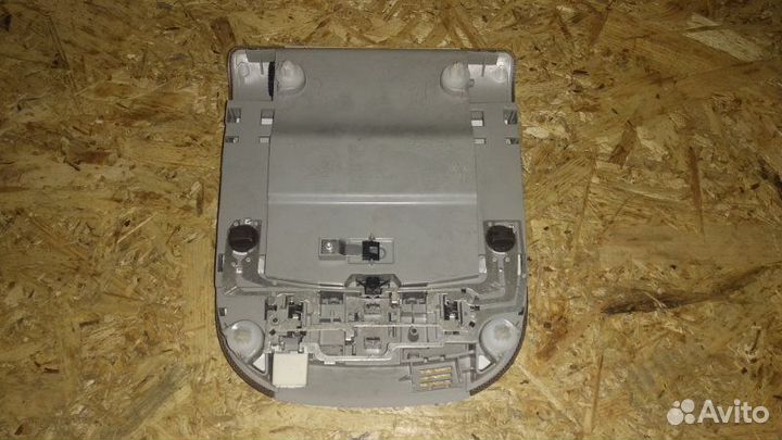 Плафон салонный Toyota Auris E150 1ZR 2009