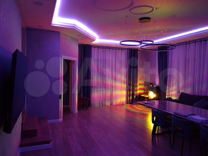 Дом 200 м² на участке 6 сот.