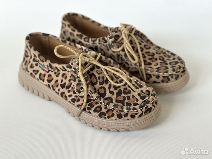 Лоферы женские новые размер 37-40