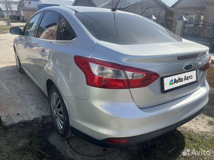 Ford Focus 1.6 МТ, 2012, 140 000 км