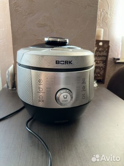 Мультиварка bork u801