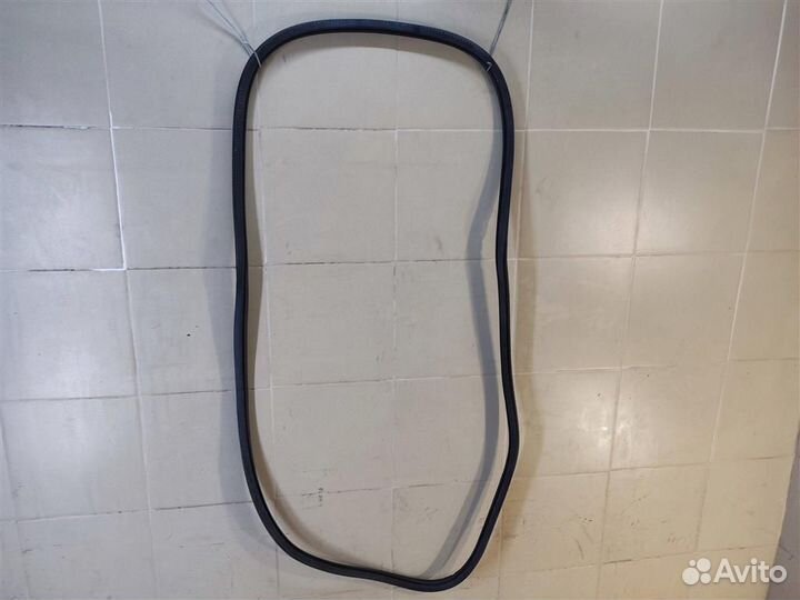 Уплотнитель проема двери передней правой volkswag
