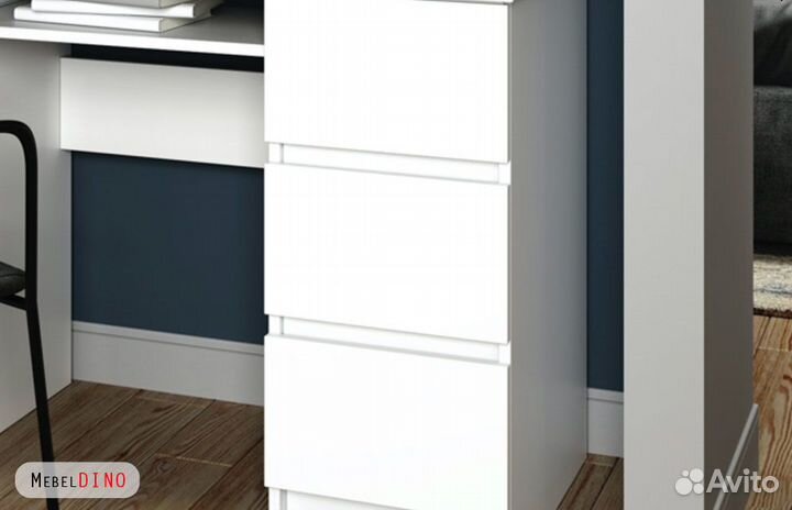 Стол компьютерный