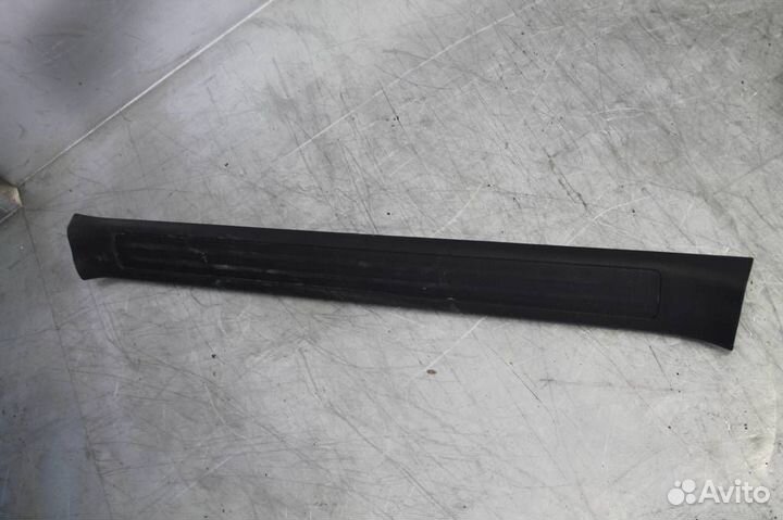 Накладка порога внутренняя передняя левая Mazda