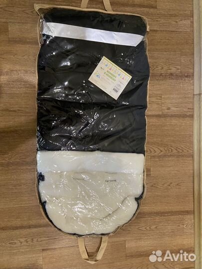 Зимний конверт в коляску новый