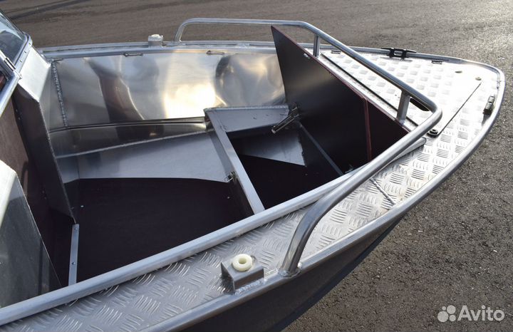 Новая лодка Wyatboat 460 DCM от производителя