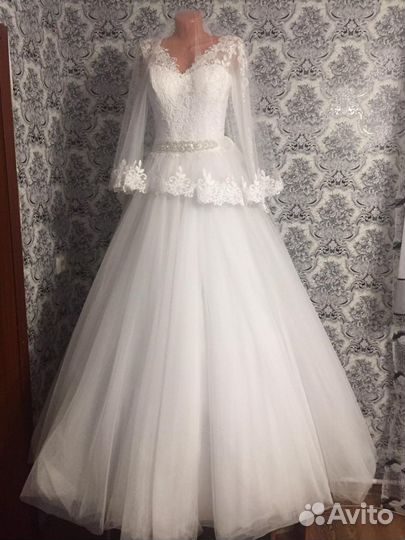 Свадебное платье