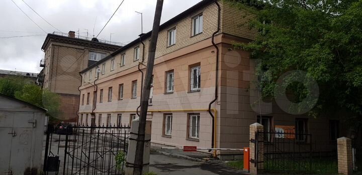 40-летия Октября ул., 30