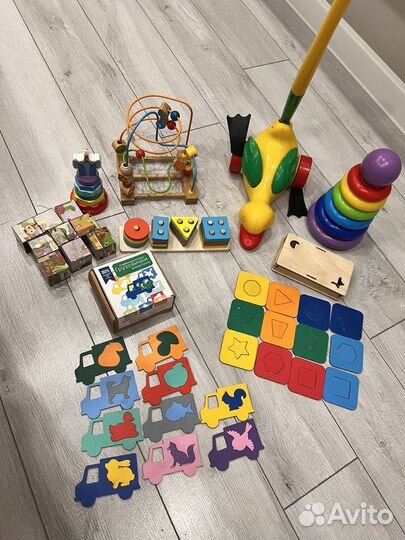 Детские развивающие игрушки пакетом