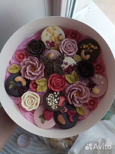 Шоколад ручной работы. Подарок