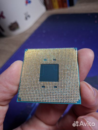 Процессор AMD Ryzen 3 2200G