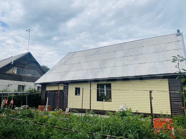 Коттедж 185 м² на участке 5 сот.