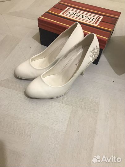 Продам обувь