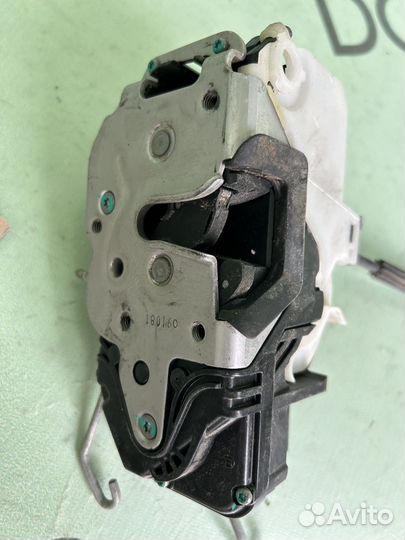 Замок передней правой двери chevrolet cruze