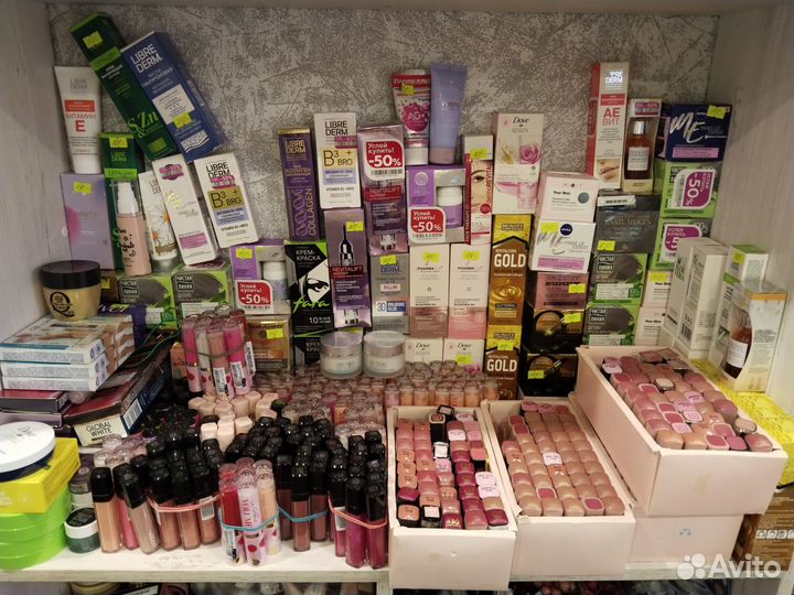 Декоративная и уходовая косметика