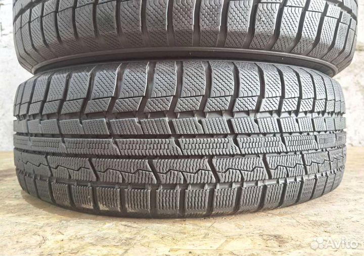 Toyo Winter Tranpath TX 215/60 R17 97H