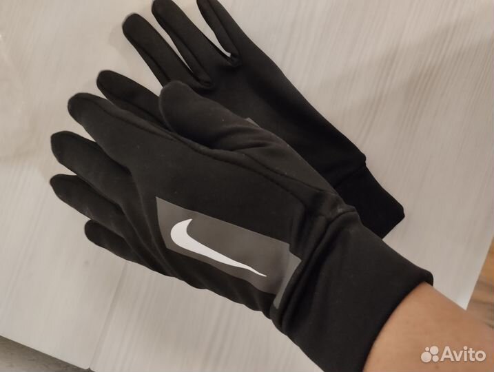 Перчатки nike