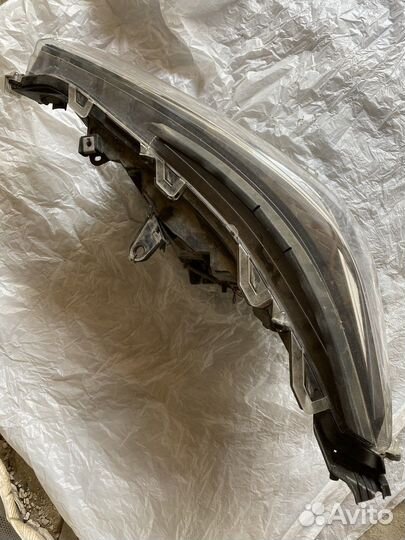 Фары toyota rav 4 ха50