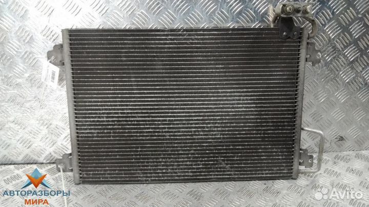 Радиатор кондиционера Renault Megane рест. 2001