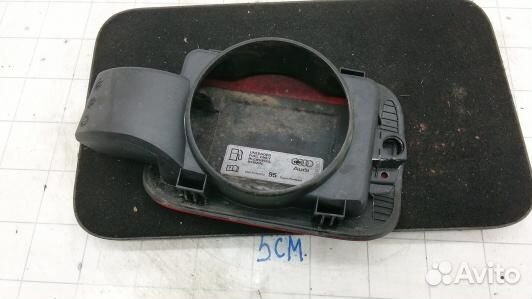Лючок бака audi A5 1 (80P17IC01)