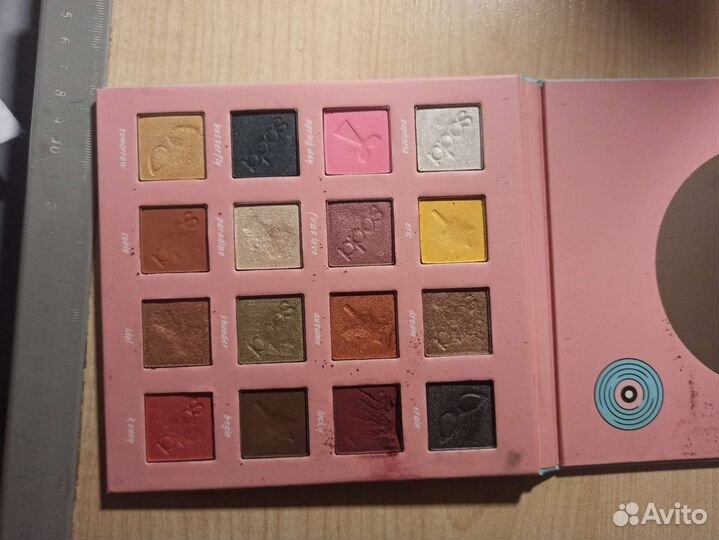 Палетка теней soda