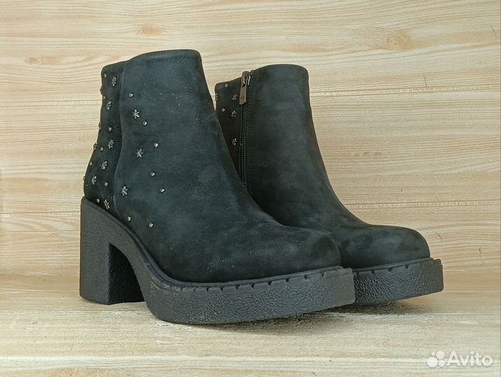 Размер 38. Pierre Cardin, ботильоны (зима)