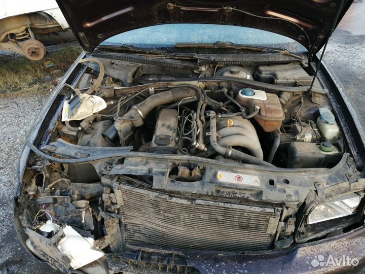 Запчасти б/у на Audi A4 седан 1.6 ADP