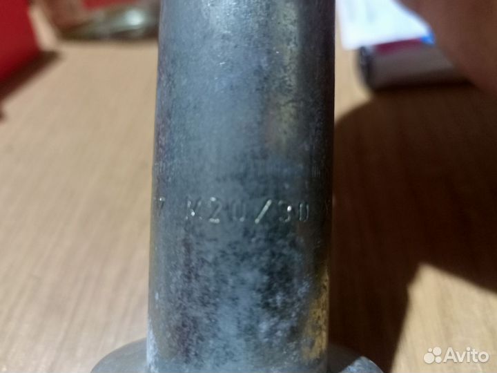 Анкерный болт