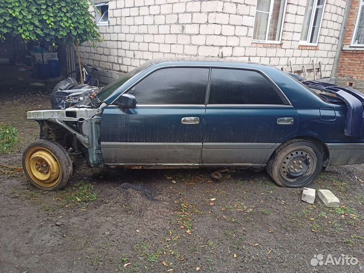 Кузов на Краун 151
