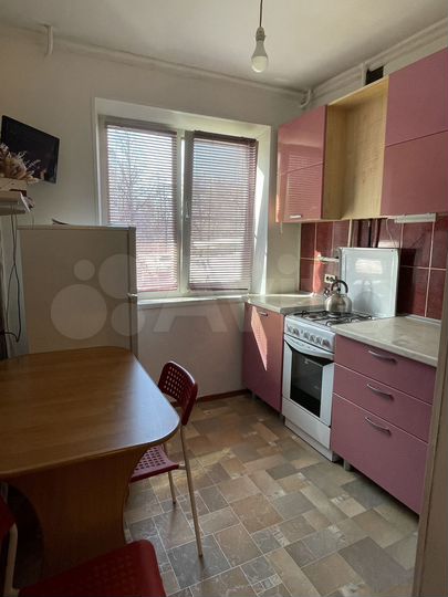 2-к. квартира, 43 м², 1/5 эт.