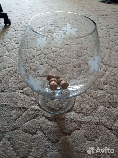 Ваза, бокал, аквариум