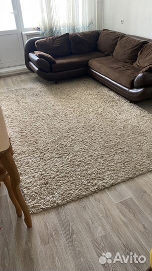 Ковер 200 на 300 см