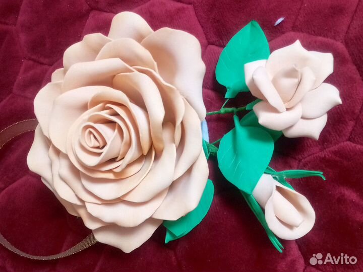 Шторный зажим.Роза.бежевая