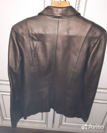 Куртка кожаная женская 48 размер