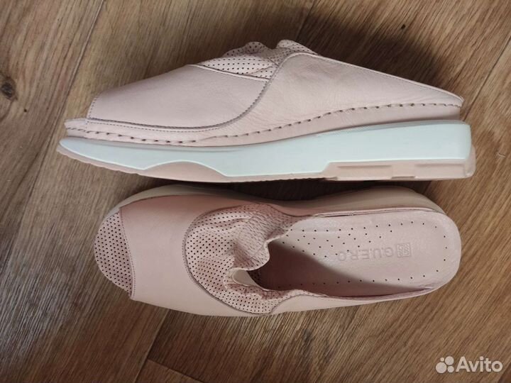 Шлепанцы женские кожаные