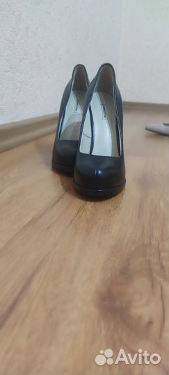 Женские туфли