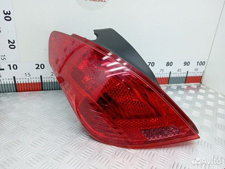 Фонарь для Peugeot-Citroen 308