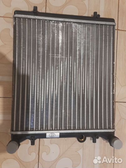 Радиатор охлаждения двигателя гольф 4