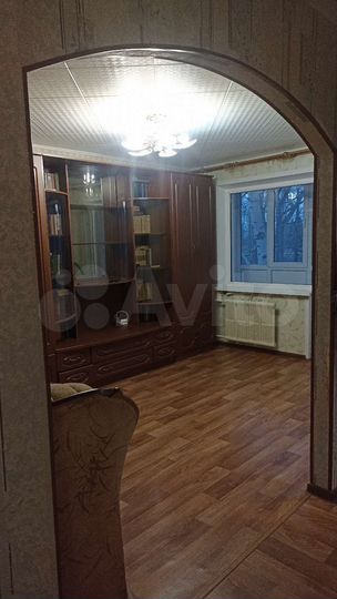 1-к. квартира, 40 м², 2/5 эт.